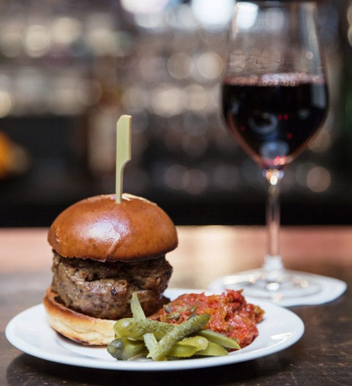 0044-2014-Parsonage-Grill-Oxford-High-Res-Bar-Food-Burger-Wine-Web-Feature-aspect-ratio-690-757